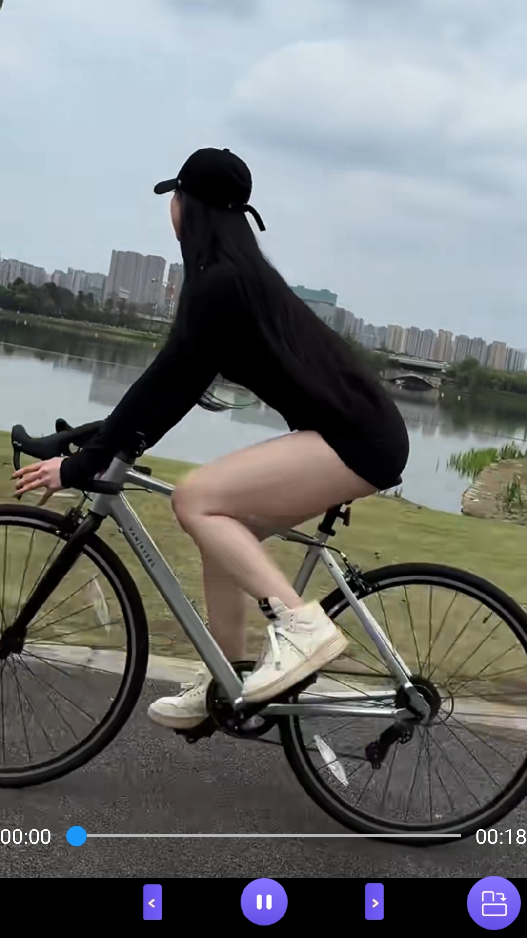 过膝袜靴被掐截图